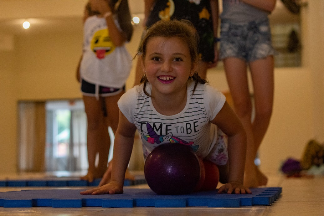 GymCamp ensina ginástica rítmica para 50 crianças em Tubarão