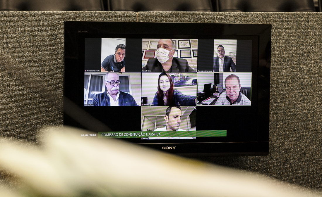 CCJ aprova projeto de deputado Jessé Lopes para revogação de decreto estadual