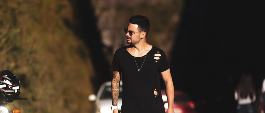 Cultura: Cantor orleanense Markinho lança projeto musical solo