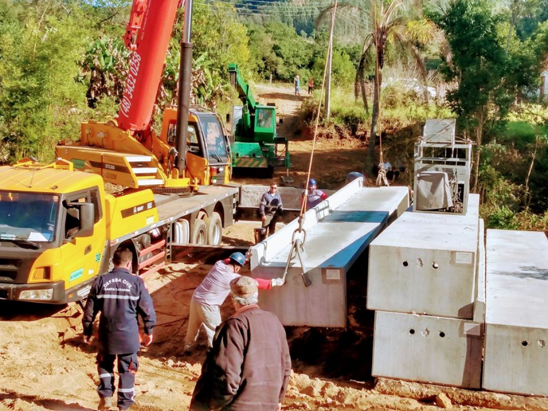 Defesa Civil instala primeiro kit de transposição de obstáculos em Pedras Grandes