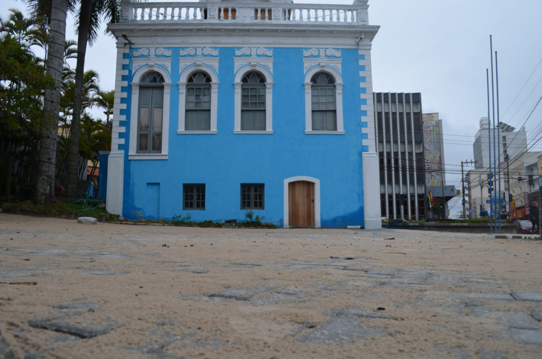Tubarão lança edital para construção de espaço cultural na praça Pery Camisão