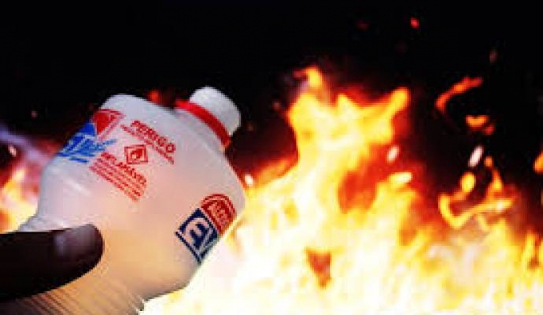 Homem é preso após jogar álcool e atear fogo no corpo da companheira, em Tubarão