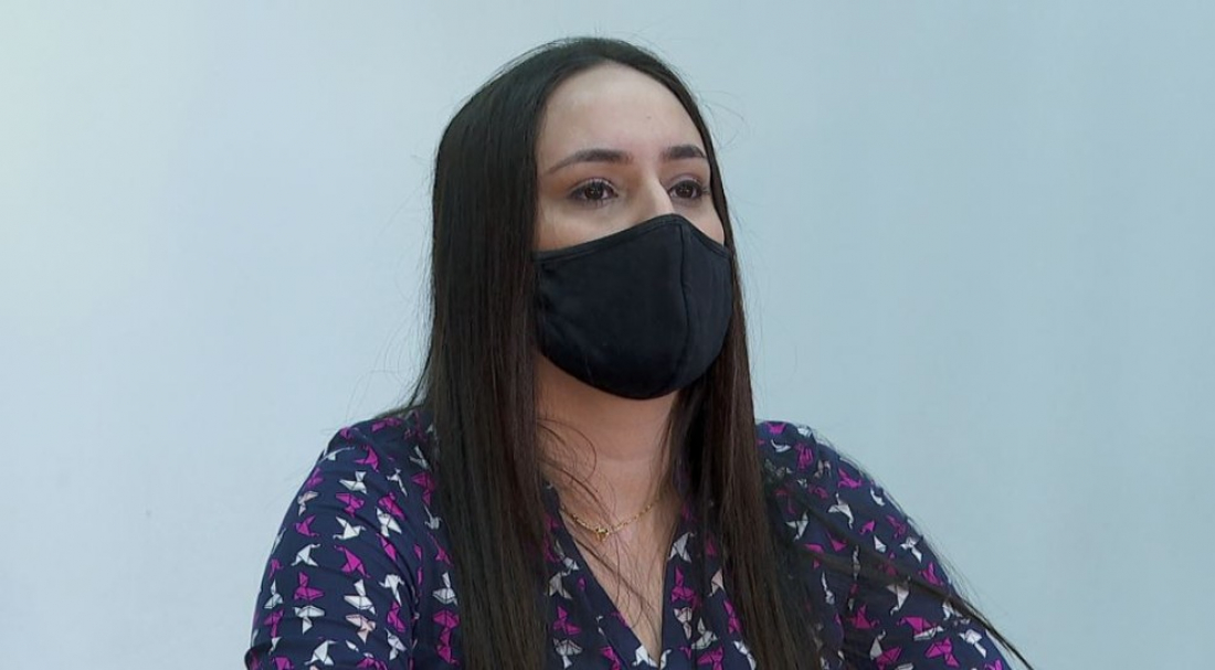 Jovem reinfectada por coronavírus diz que achou que estava imune após 1º diagnóstico