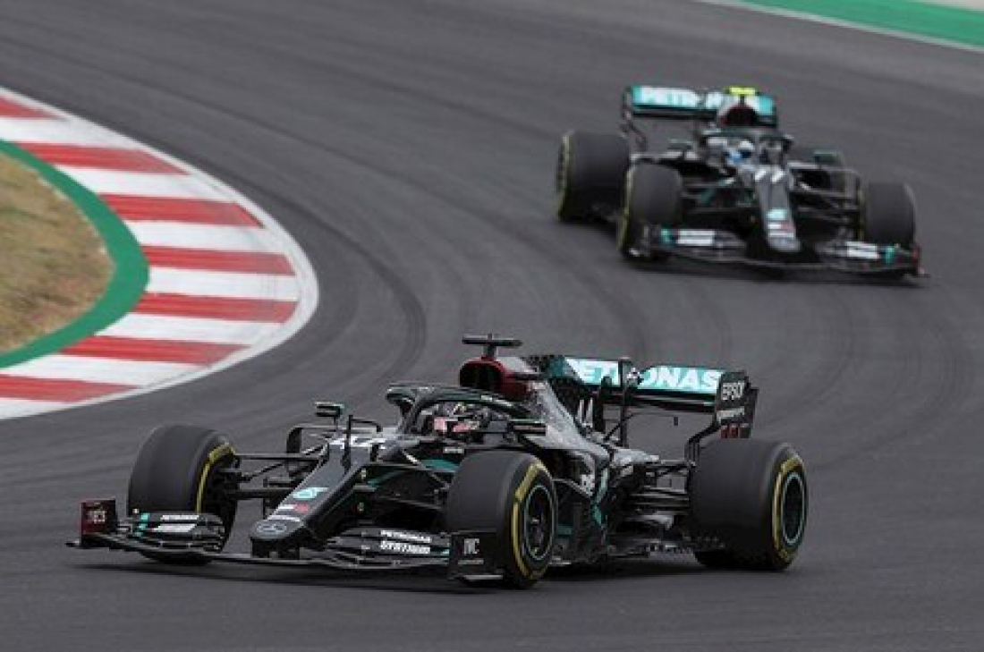 Hamilton vence em Portugal e quebra recorde de vitórias na F-1