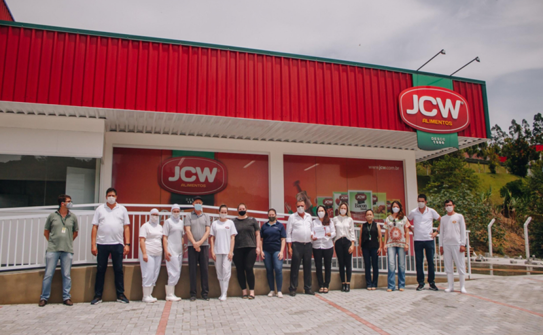 Empresa JCW Alimentos, de Armazém, conquista Selo Sisbi de inspeção nacional