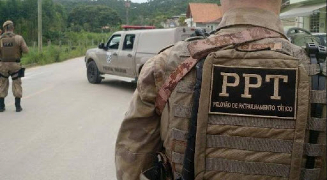 Polícia Militar de Tubarão prende em Laguna homem suspeito de cometer homicídio