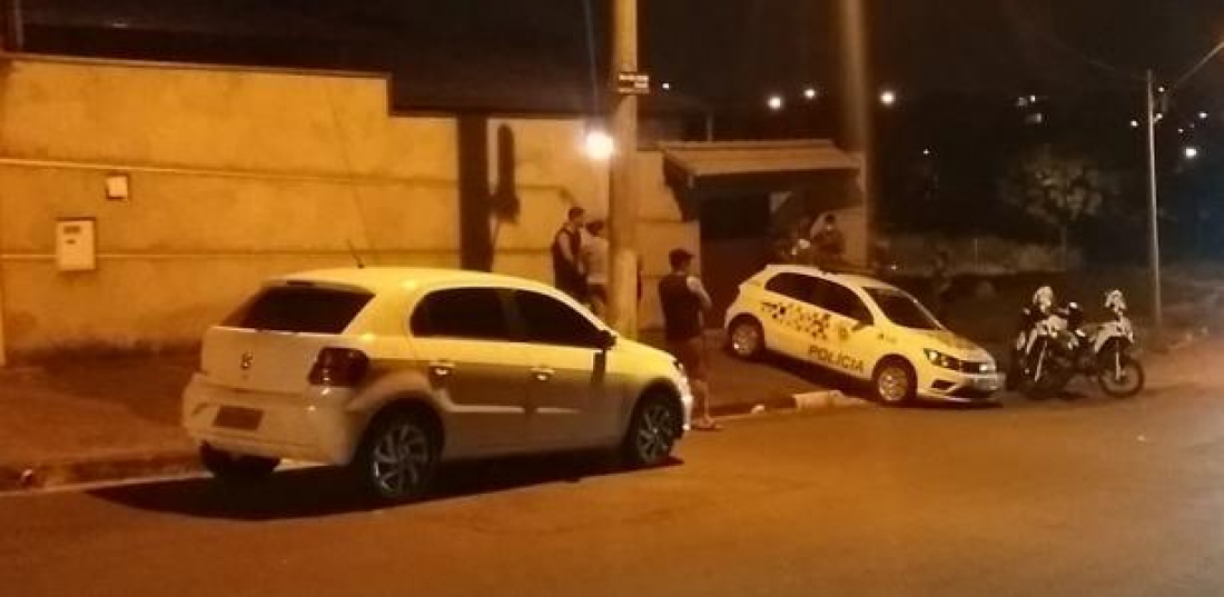 No país: família reage a assalto e mata ladrões que invadiram casa 