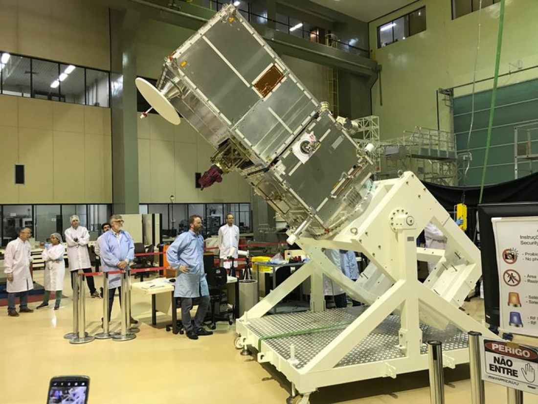 Satélite brasileiro será lançado na madrugada deste domingo
