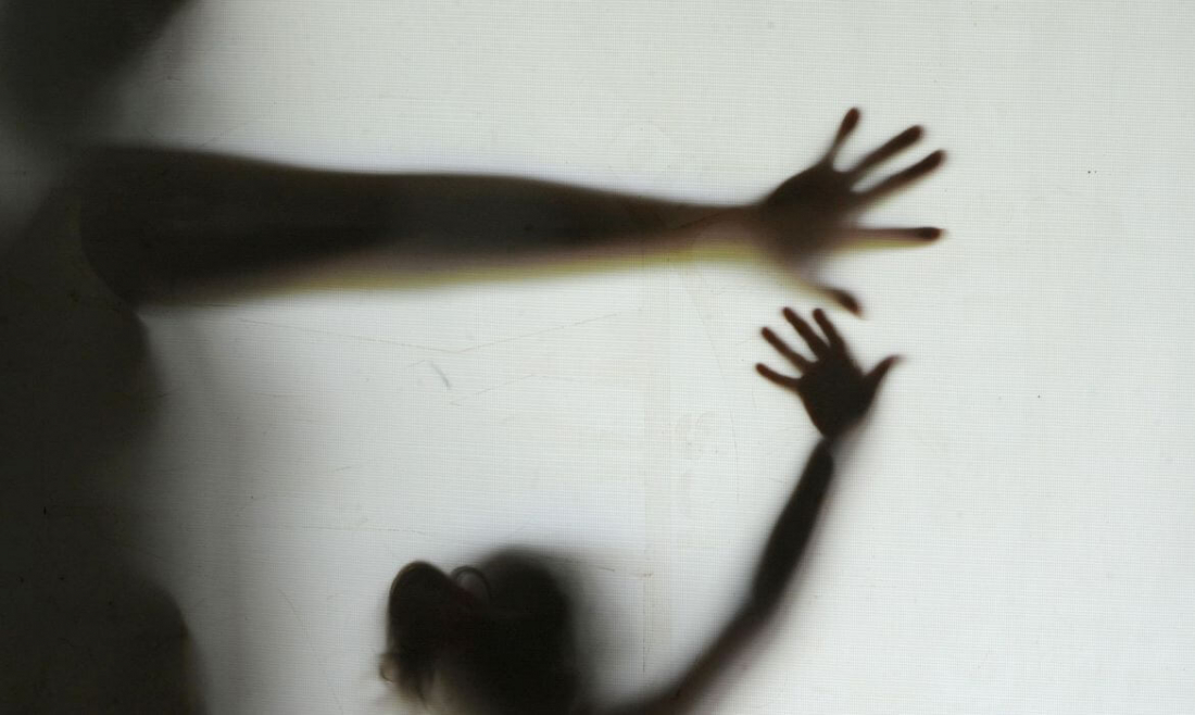 Mulher é atendida pelo SAMU após tentativa de feminicídio em Tubarão