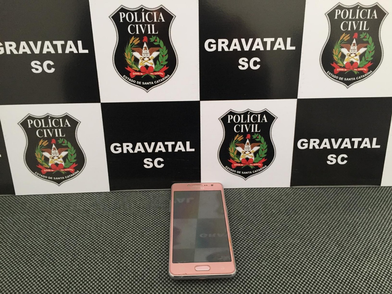 Furtos de bolsas em série: objetos são recuperados