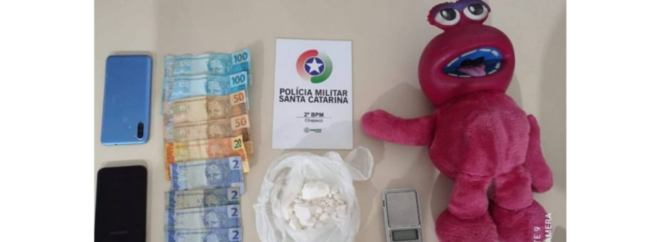 Em SC: 'Melocotón' é usado por jovens para esconder cocaína em Chapecó