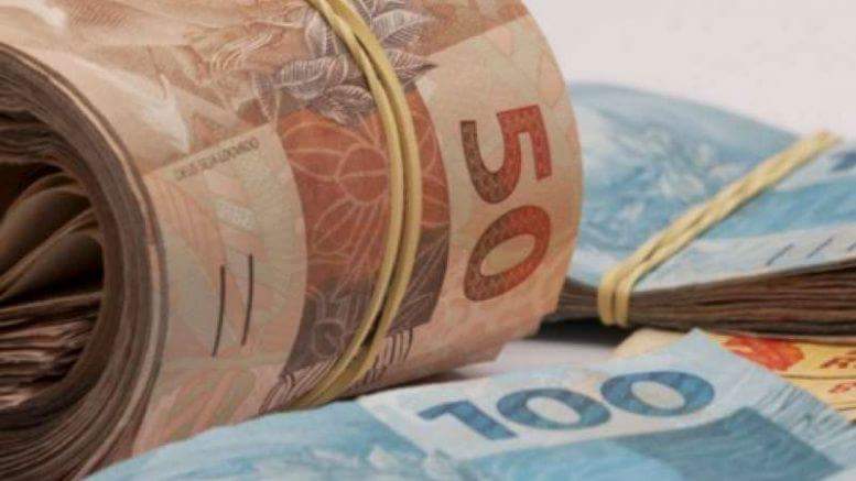 Real volta a se desvalorizar por causa de eleições #Economia