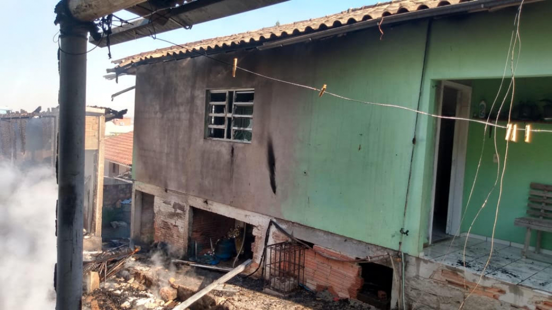 Incêndio atinge residência no bairro São Martinho