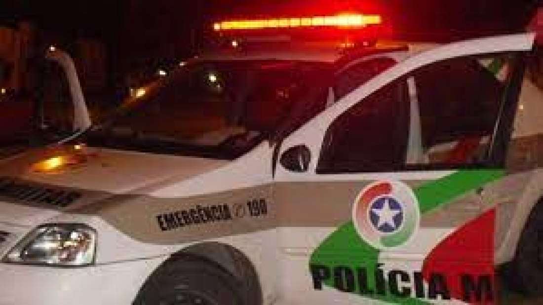 Homem compra celular roubado e acaba preso por receptação em Criciúma