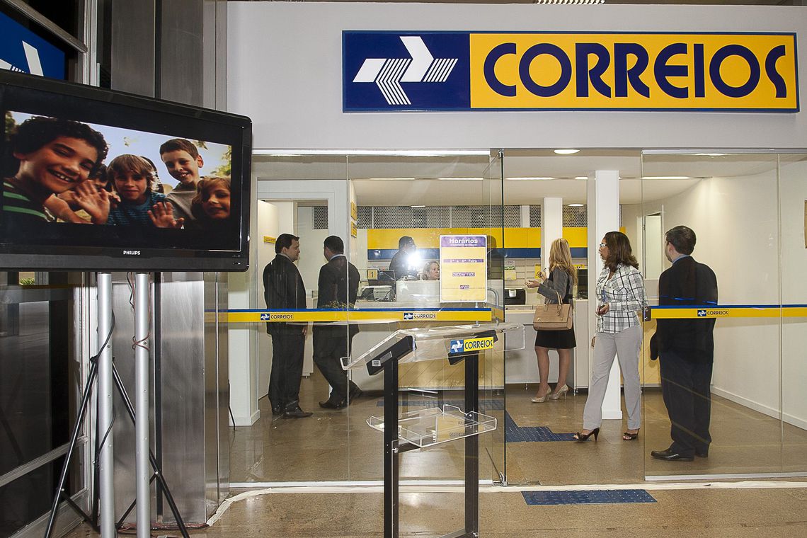 Correios passam a cobrar despacho postal em encomendas internacionais #NovoValor