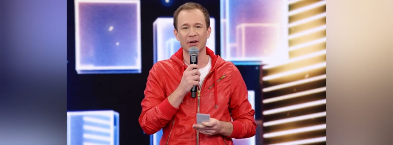 Apresentador Tiago Leifert deixa a Rede Globo