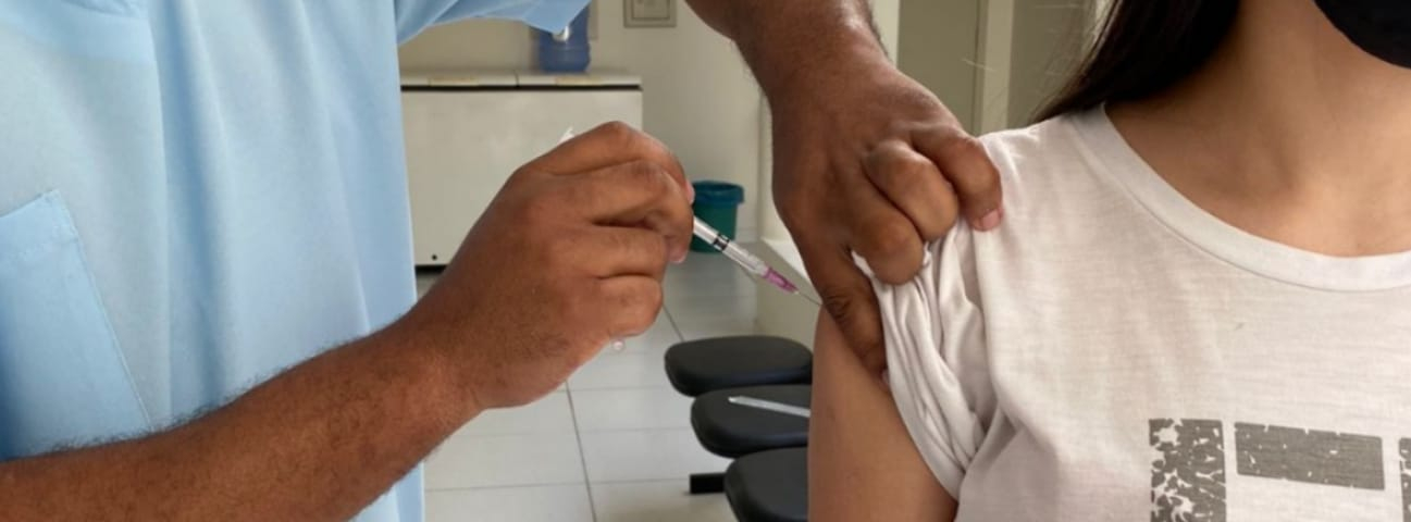 Capivari de Baixo é 1º município da região a vacinar adolescentes de 12 anos