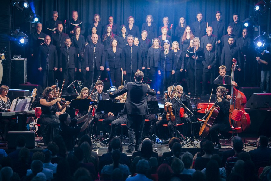 Exposição comemora 70 anos do Coral Santo Antônio dos Anjos, em Laguna #AmorAoCanto