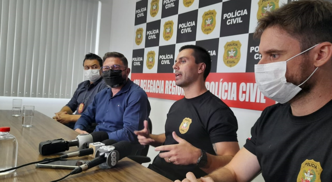 Jovem encontrada na Praia do Sol cavou a própria cova, afirma suspeito