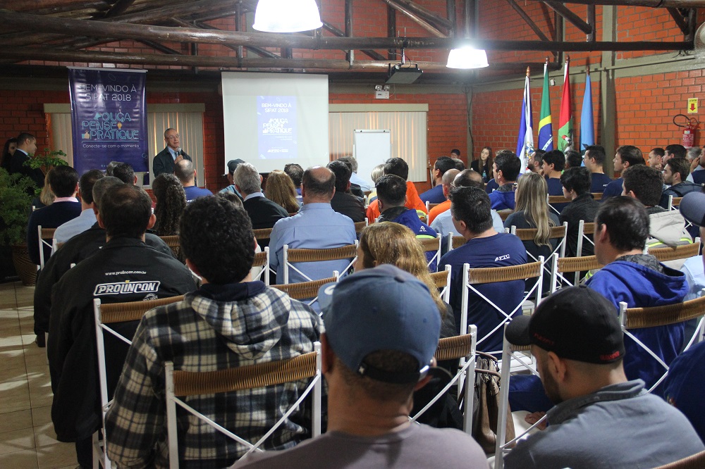 Primeiro dia de atividades da Semana Interna reúne 130 colaboradores #SipatFTC