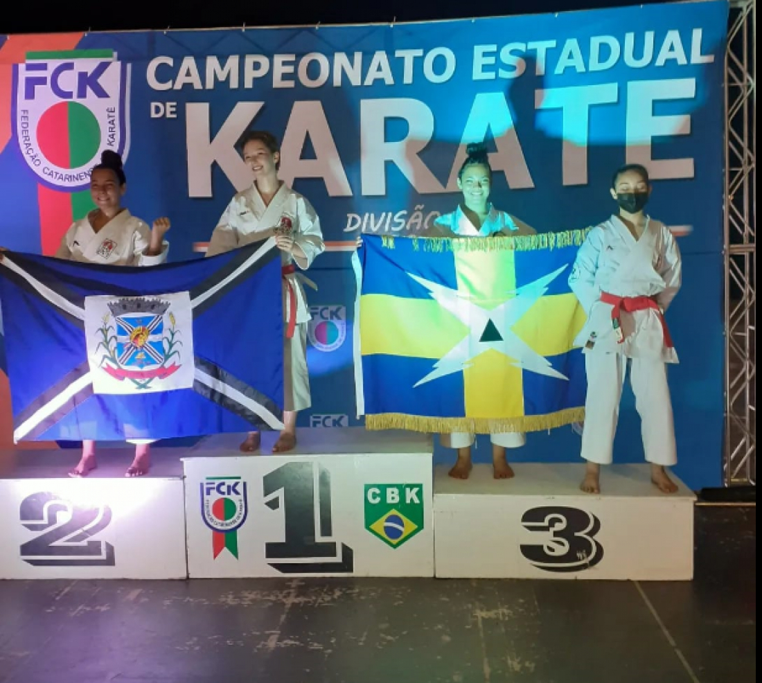 Atleta de Capivari de Baixo conquista pódio no Estadual de Karatê