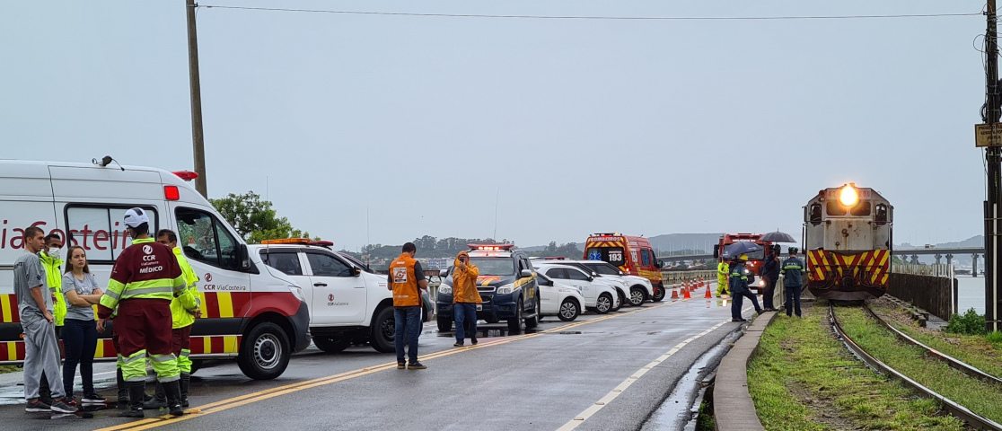 Defesa Civil e Bombeiros de Capivari de Baixo participam de simulado em Laguna