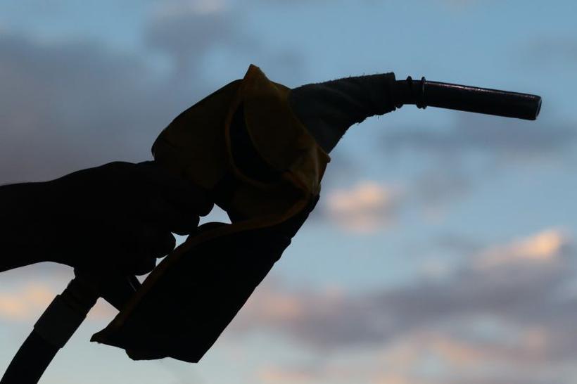 Petrobras muda política de preços e poderá congelar valor da gasolina #Economia