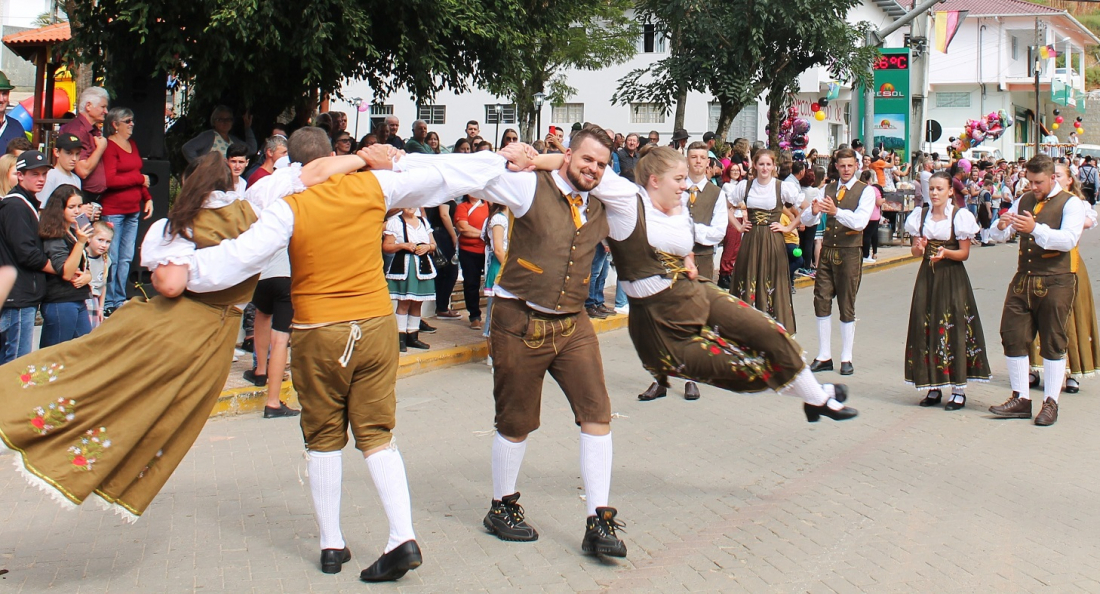 Gemüse Fest: evento resgata a cultura germânica em Santa Rosa de Lima
