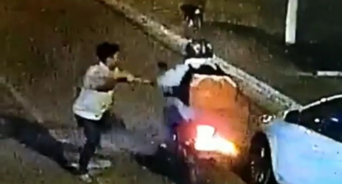 Homem armado rouba motocicleta no Centro de Gravatal