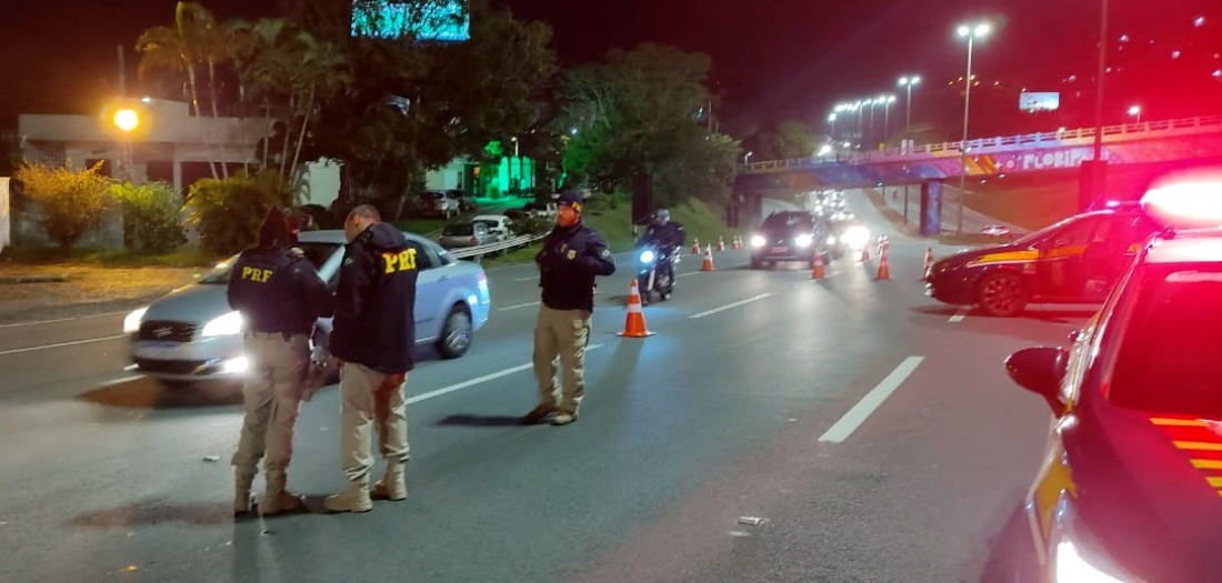 PRF flagra mais de 100 motoristas embriagados em rodovias no final de semana