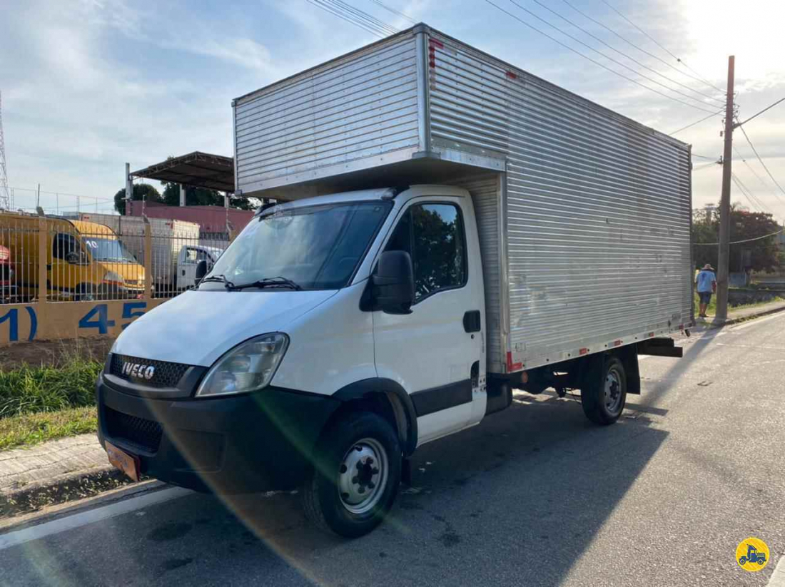 Caminhão Iveco furtado é localizado em Tubarão 