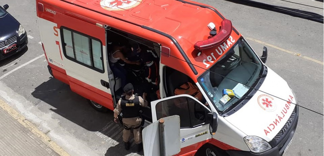 Idosa passa mal ao ser flagrada furtando em loja de Tubarão