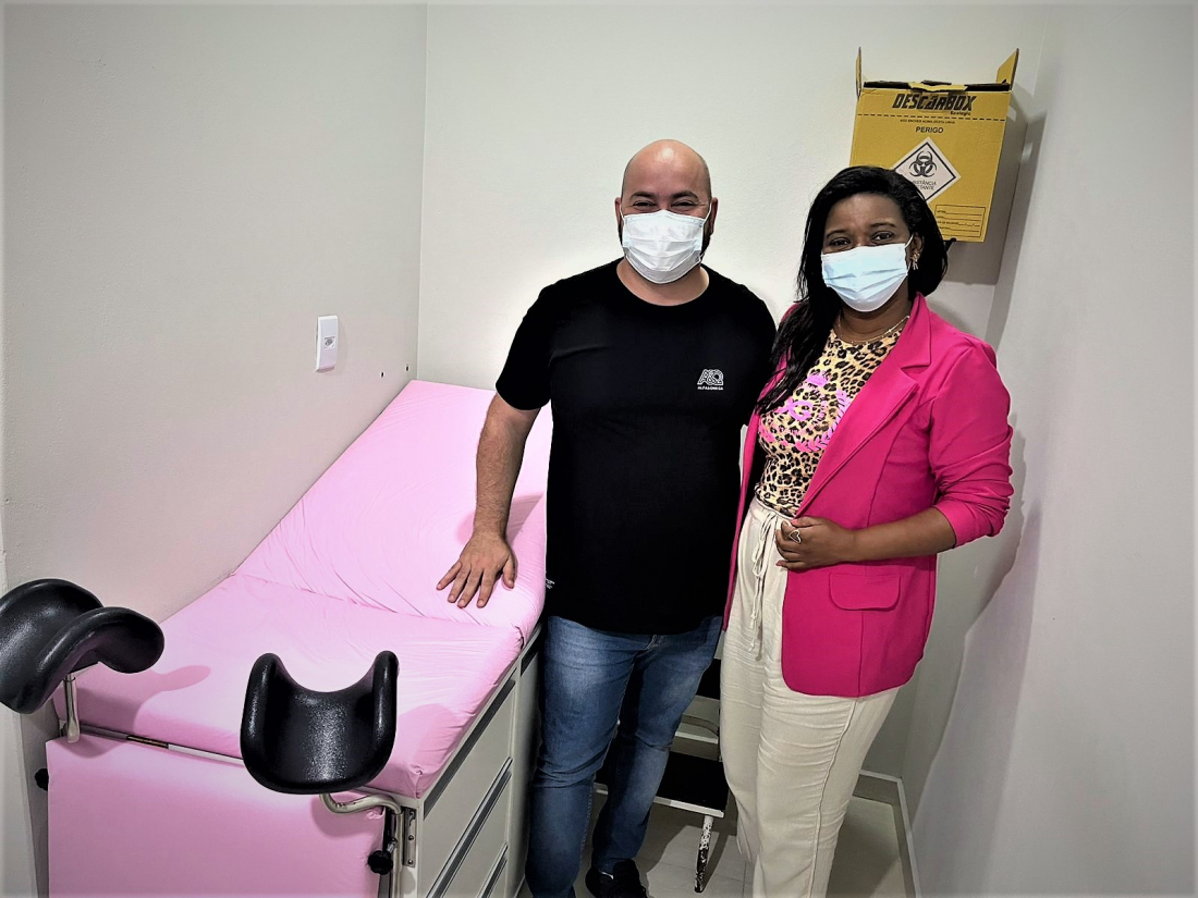 Capivari de Baixo adquire novas macas para exames preventivos