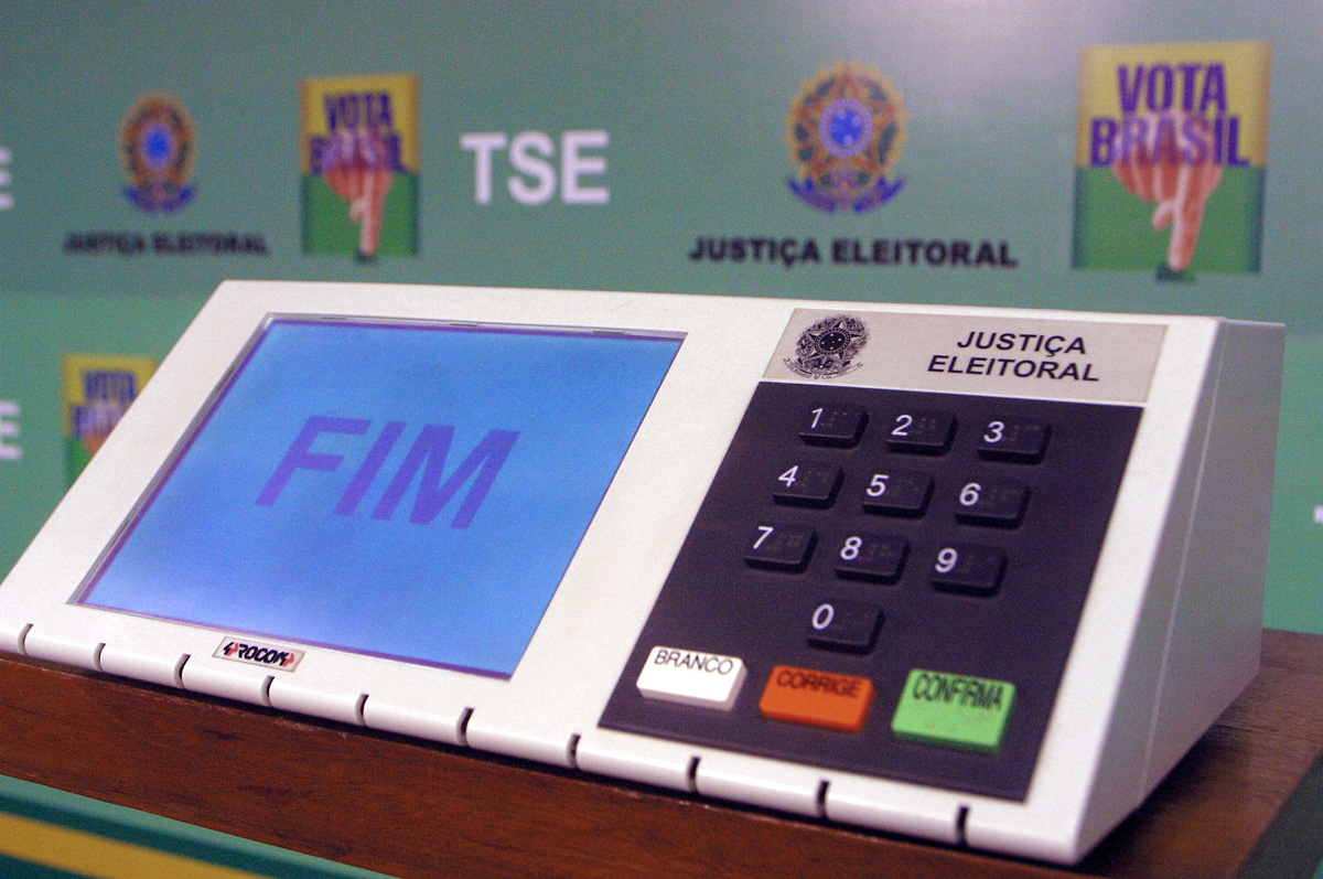 TSE define urna eletrônica e confirma 13 candidatos à Presidência #Eleições2018
