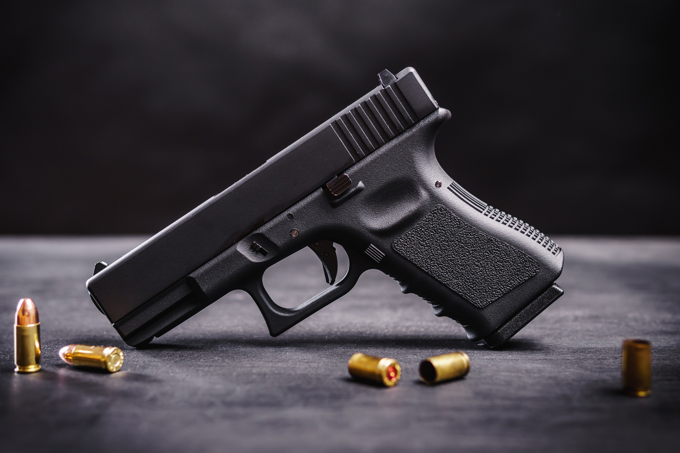 Homem esconde arma de fogo em panela de pressão #Flagrante