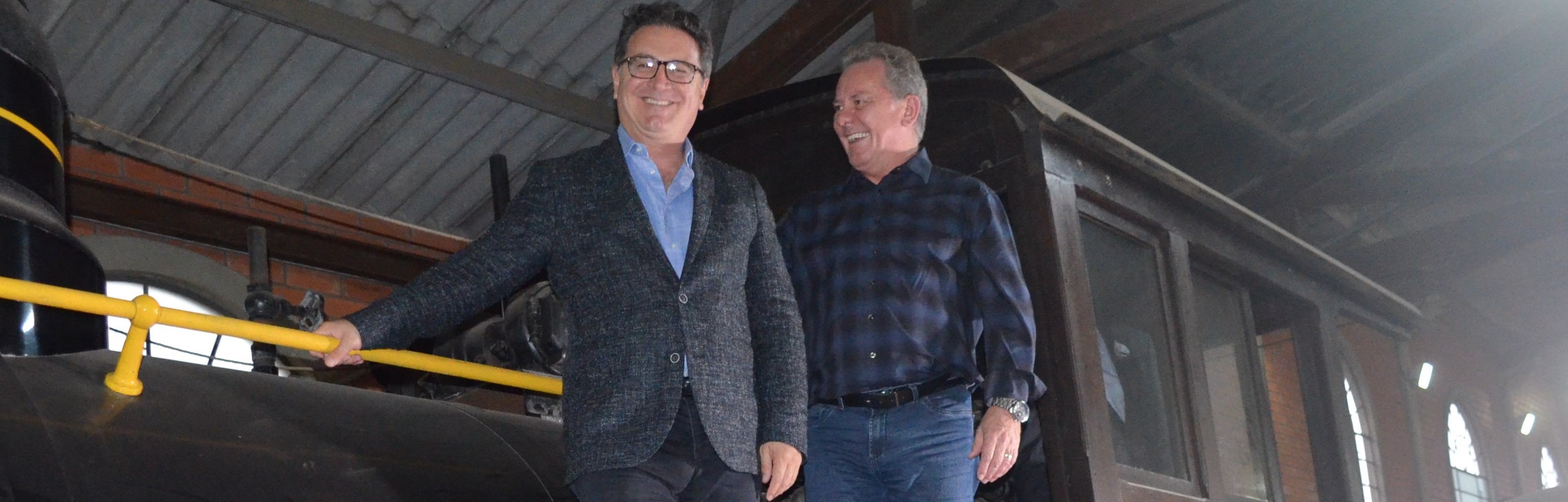 Ministro do Turismo visita Tubarão e dá apoio à revitalização do Museu Ferroviário