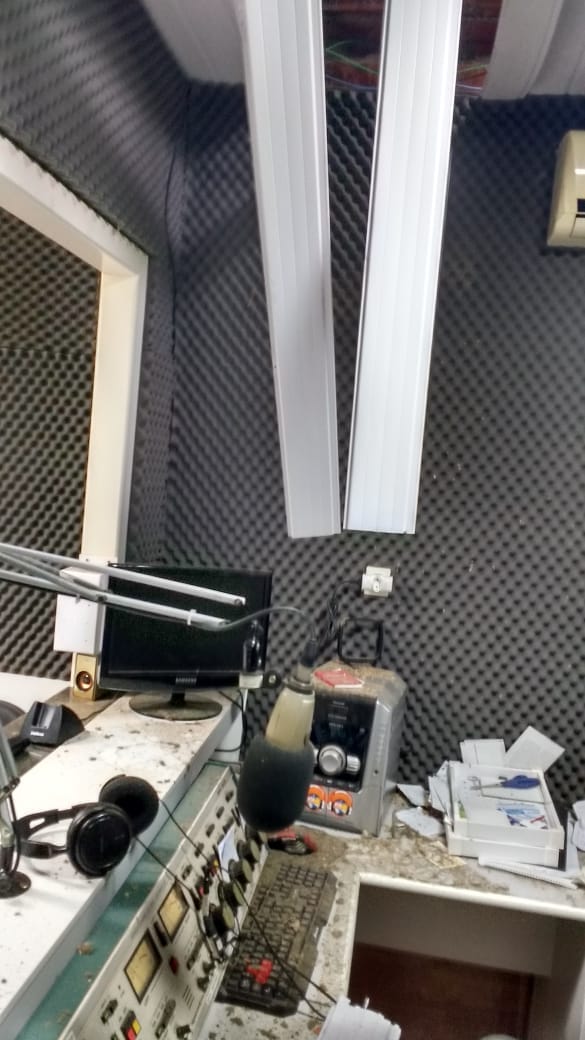 Estúdios da Rádio da Família foram arrombados em Tubarão