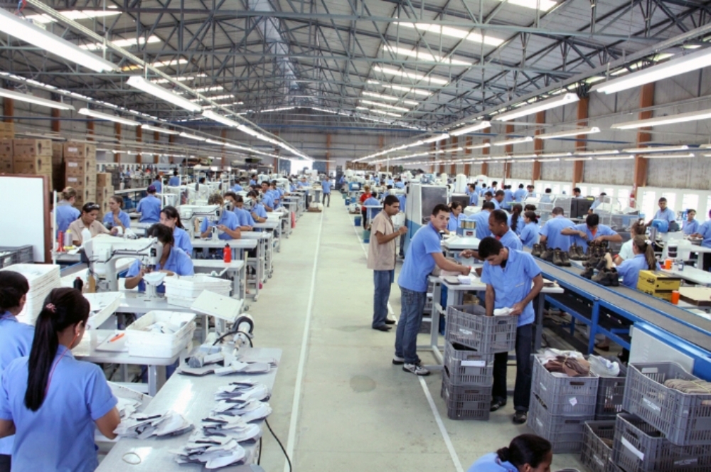 Atividade industrial chega a 69% da capacidade em agosto, diz CNI