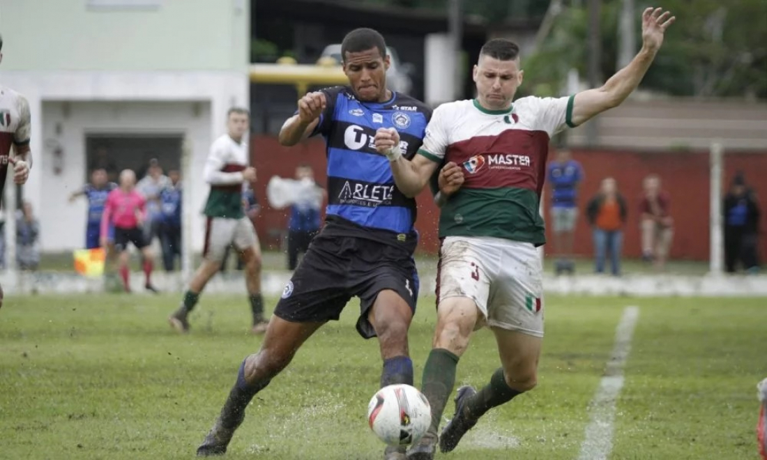 Tubarão ganha de virada sobre o Blumenau pela Série C do Catarinense