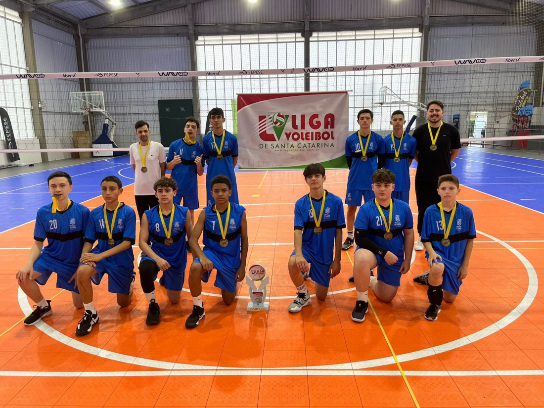 Time tubaronense Sub-15 vence Série Prata da Liga Voleibol de Santa Catarina