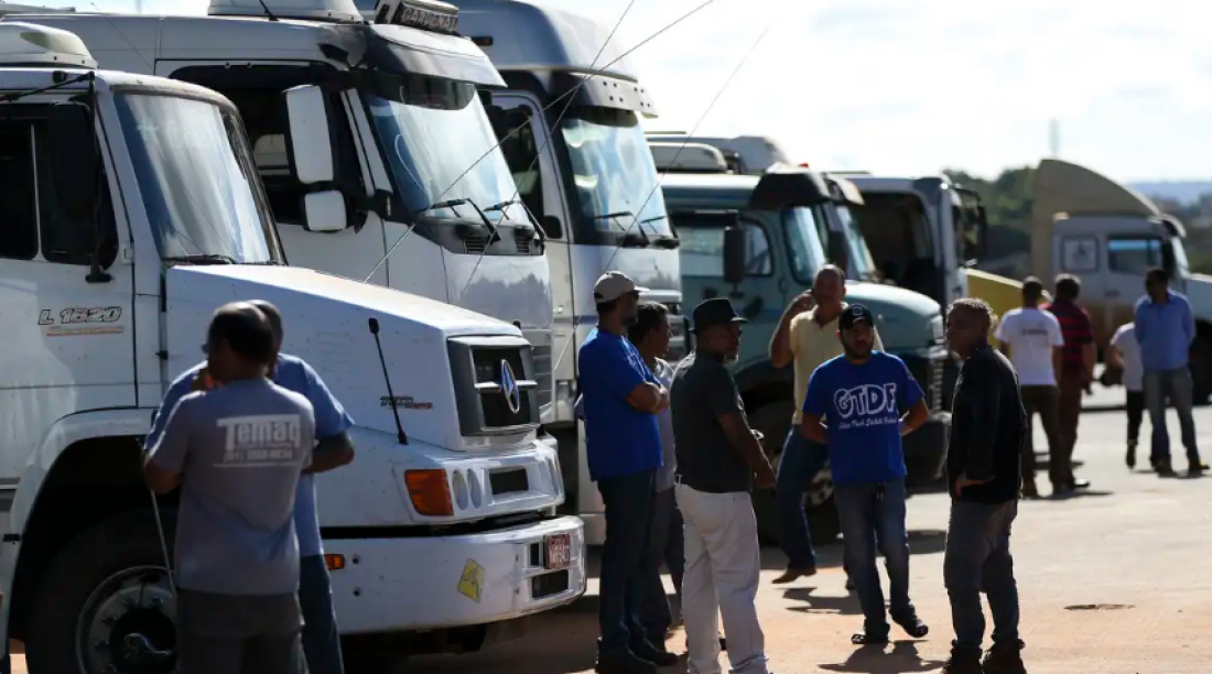 PRF inicia fiscalização educativa sobre exame toxicológico 