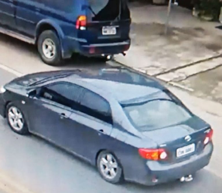 Carro de assaltantes do Banco Bradesco é encontrado