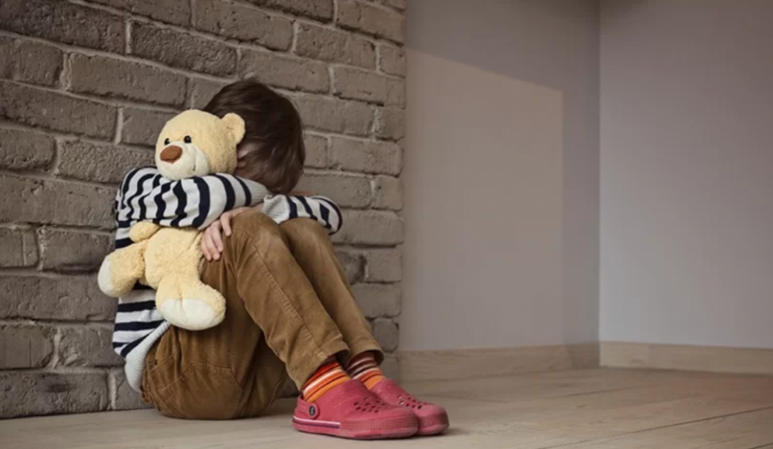 Casal que devolveu dois irmãos após adoção terá que pagar sessões de terapia a eles, determina MPSC