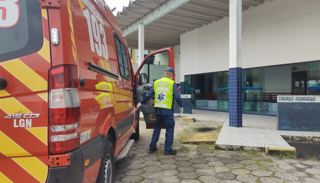 Urgente: homem é encontrado morto no banheiro da rodoviária de Laguna