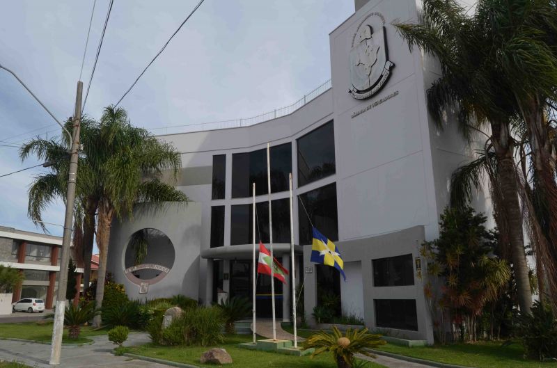 Determinada prisão preventiva de dois vereadores em Capivari de Baixo