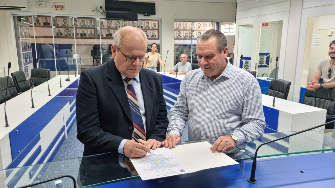 Xandão assume como vereador por 30 dias em Tubarão