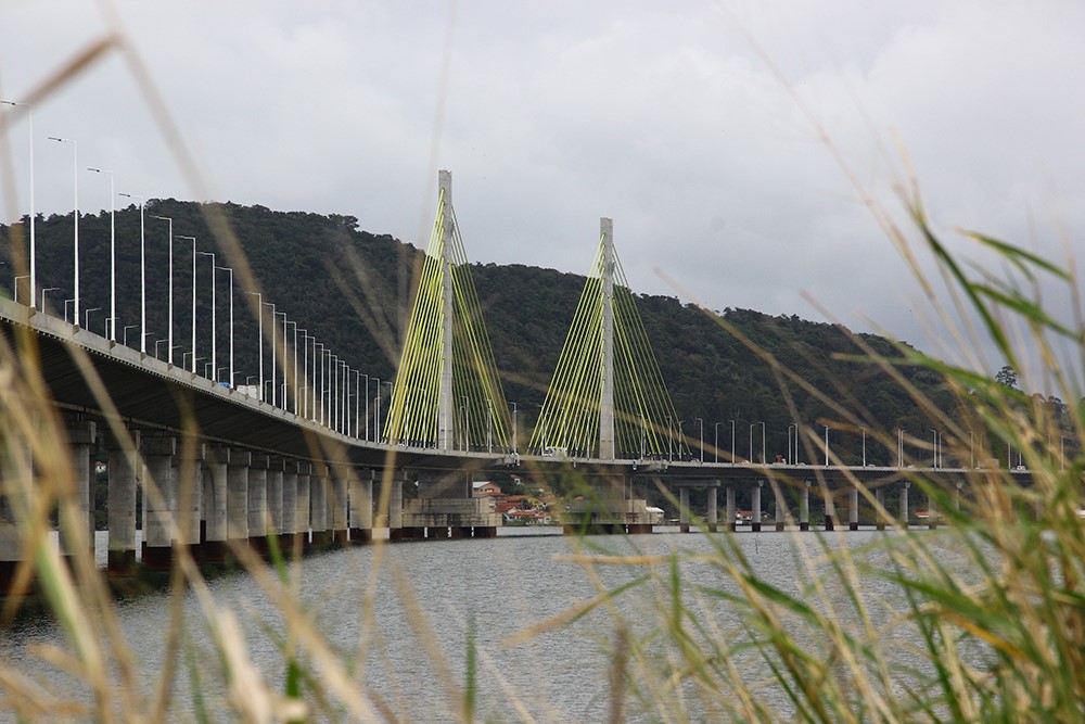 Dnit manterá trabalhos sobre pistas da Ponte Anita Garibaldi no fim de semana