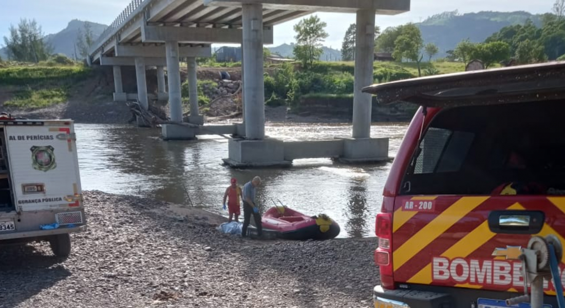 Corpo de homem é encontrado no Rio Tubarão, em Pedras Grandes
