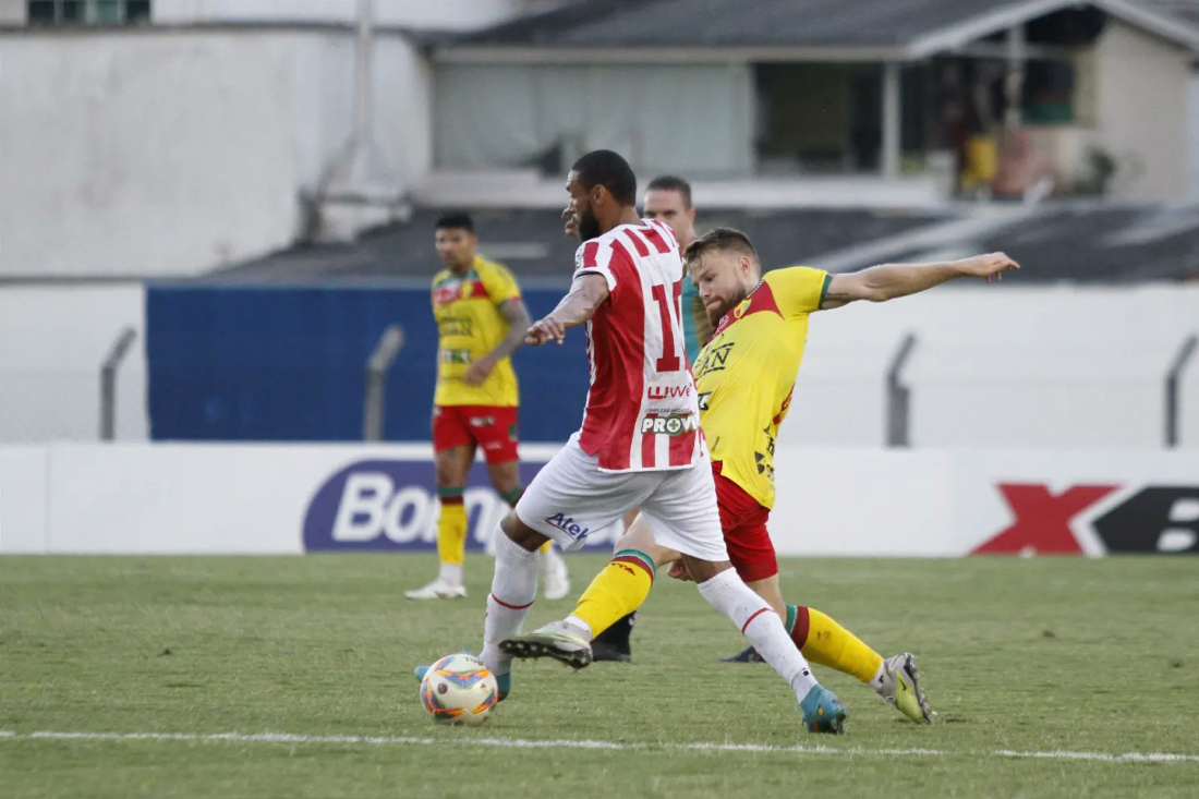 Campeonato Catarinense: Hercílio Luz empata com o Brusque por 1 a 1