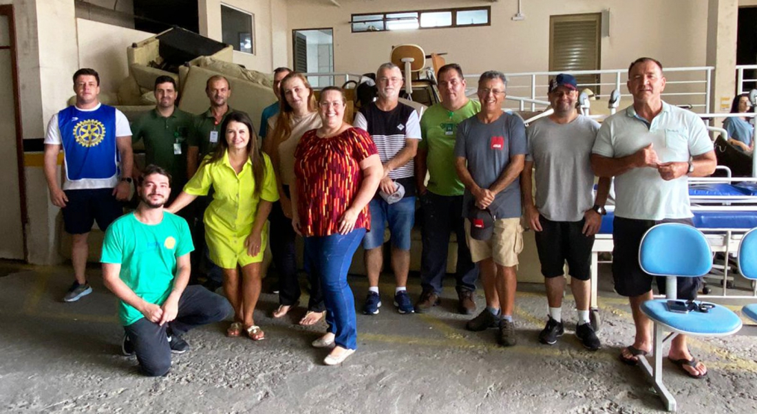 Hospital Unimed Tubarão faz doação de equipamentos ao Rotary Tubarão Luz